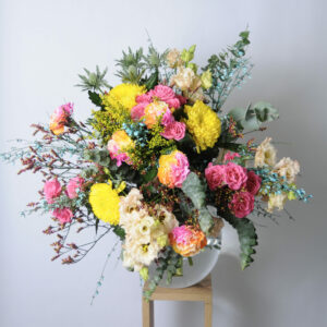 Opulent bouquet de fleurs fraîches, tons vifs